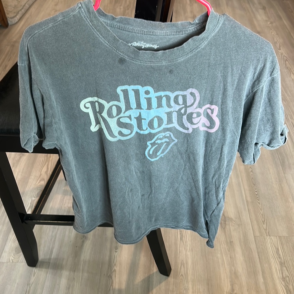 Women’s Rolling Stones tee shirt size S